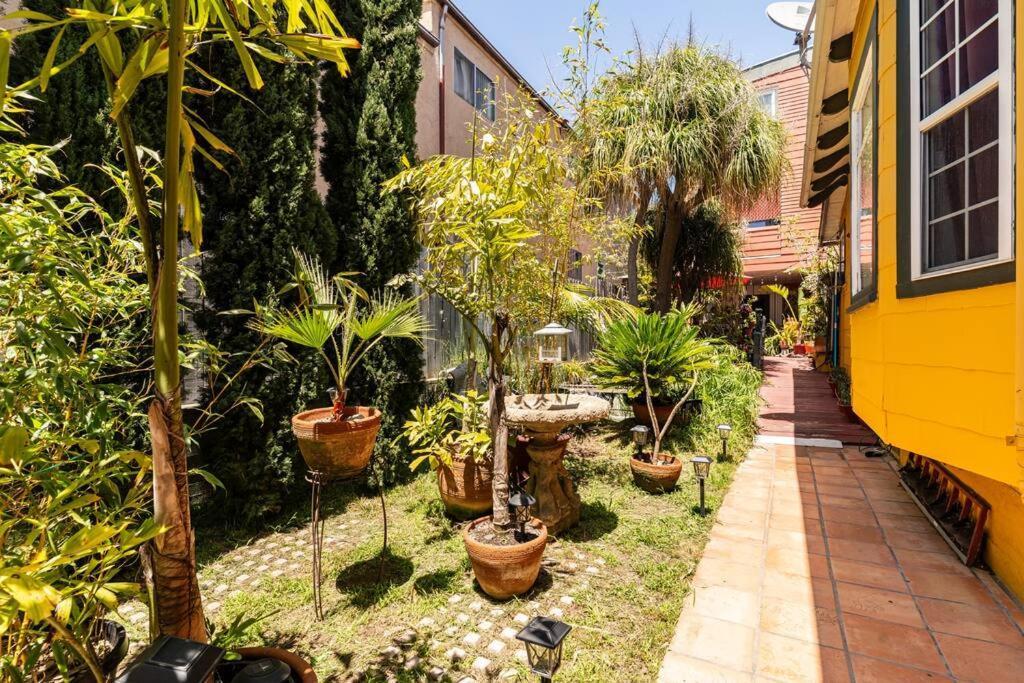 Serenity House Near Gaslamp, San Diego Zoo & Petco Bagian luar foto